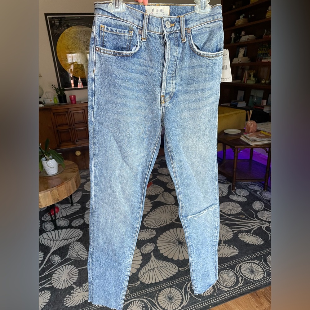 NWT Free People Jeans size 25. No flaws, never worn.